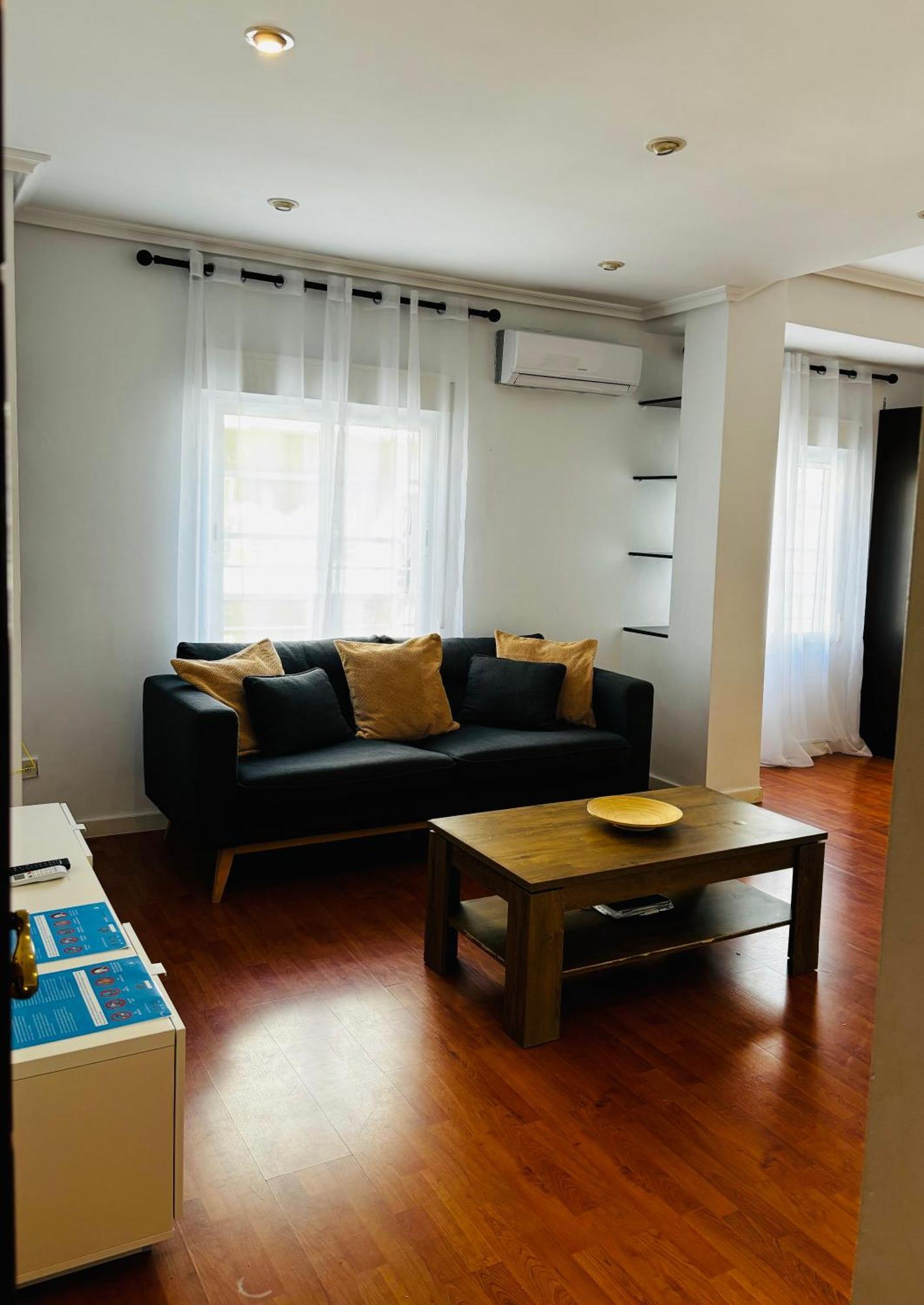 Travel Habitat Mestalla Valencia Luaran gambar